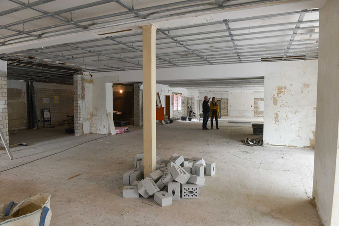 Blick in den Rohbau: Im Sommer 2026 wird die Kita am Dorfplatz Leben in das traditionsreiche Gebäude zurückbringen. 