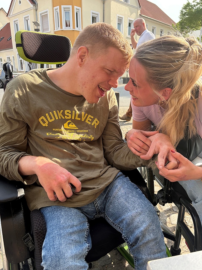 Angelique: "Heute mache ich meine Ausbildung zur Heilerziehungspflegerin und kann mir eigentlich nichts anderes mehr vorstellen.“